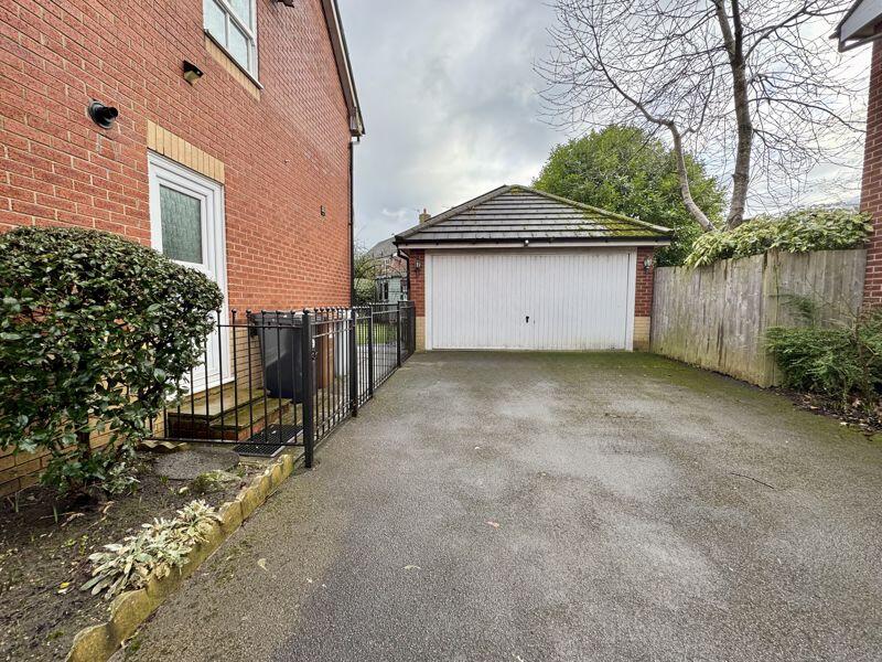 Parking &amp; Garage