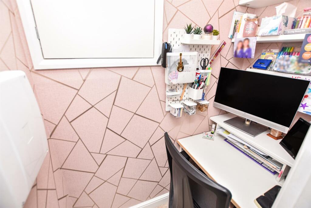 WORK FROM HOME STATION