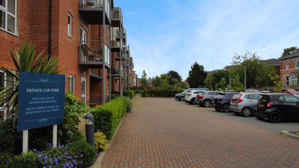 The Sailings Car Park