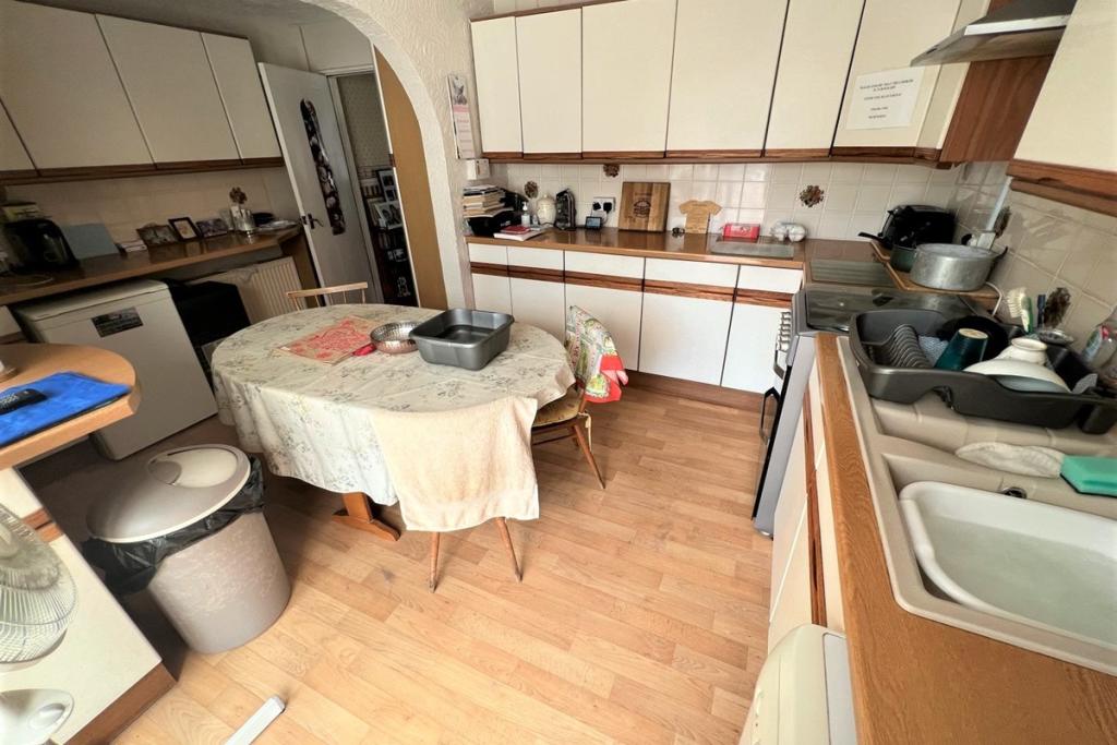 Kitchen/Breakfast Ro