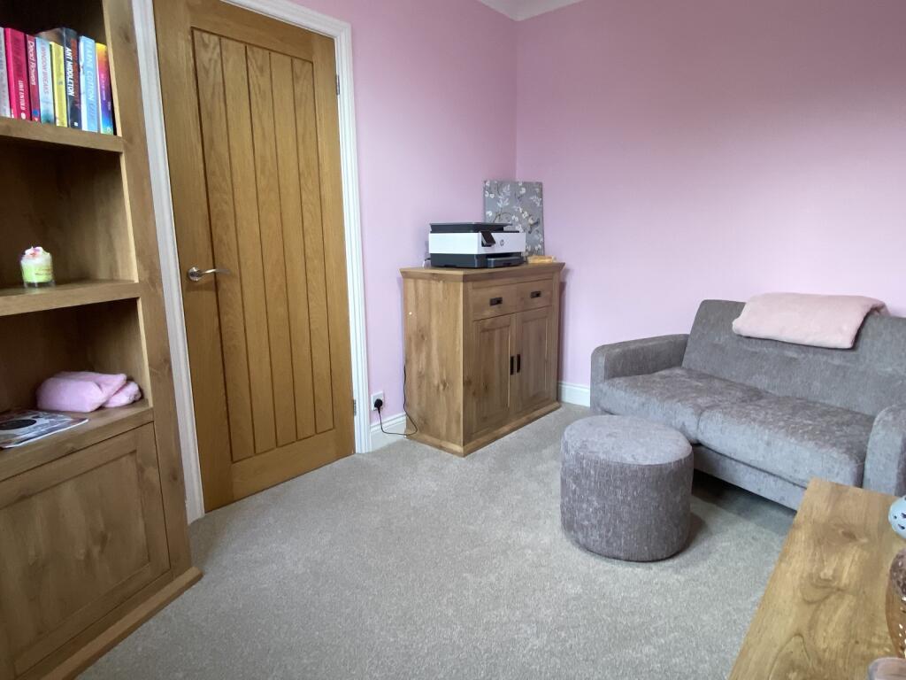 Sitting Room / Study