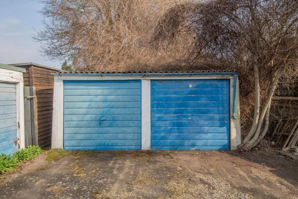 51 Risbygate Street [Garage] 01.jpg