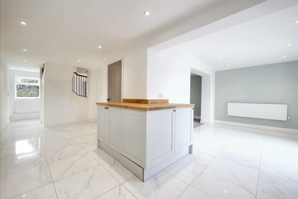 Kitchen island