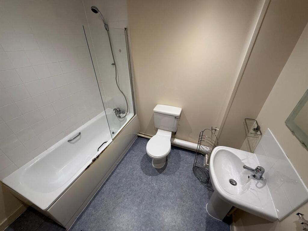 WhatsApp Image 2025-07-21 at 19.22.57_95da9dc6.jpg