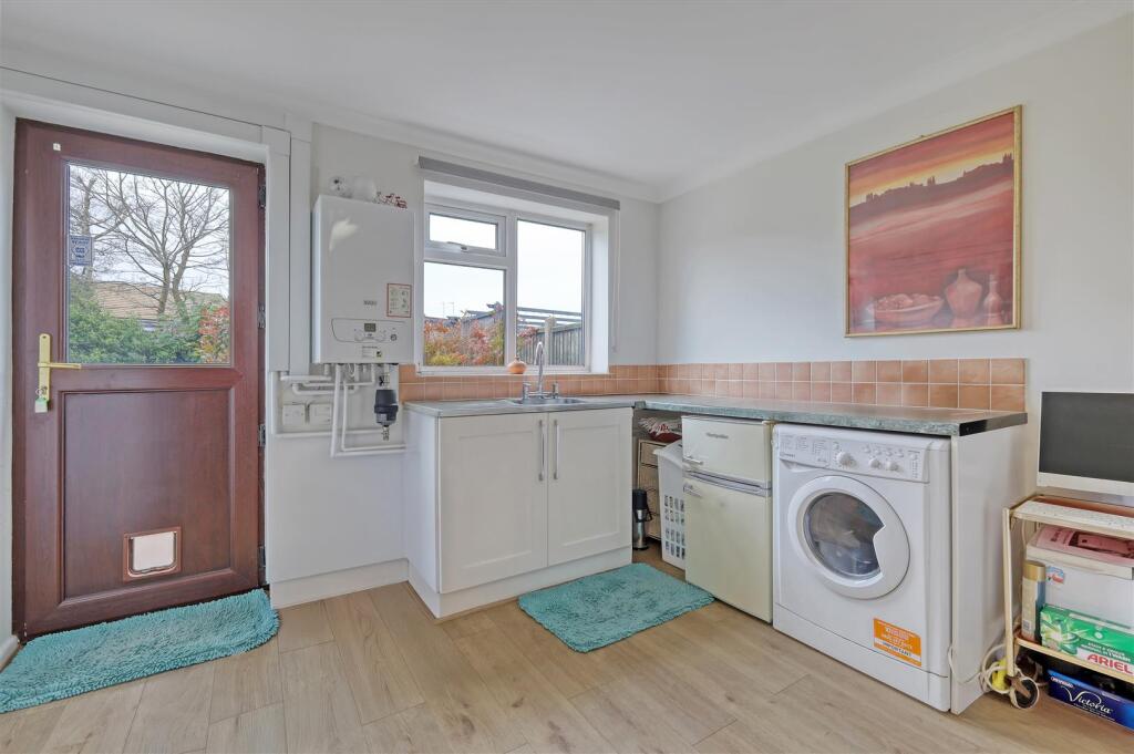 img_1016_26 copy 2.jpg