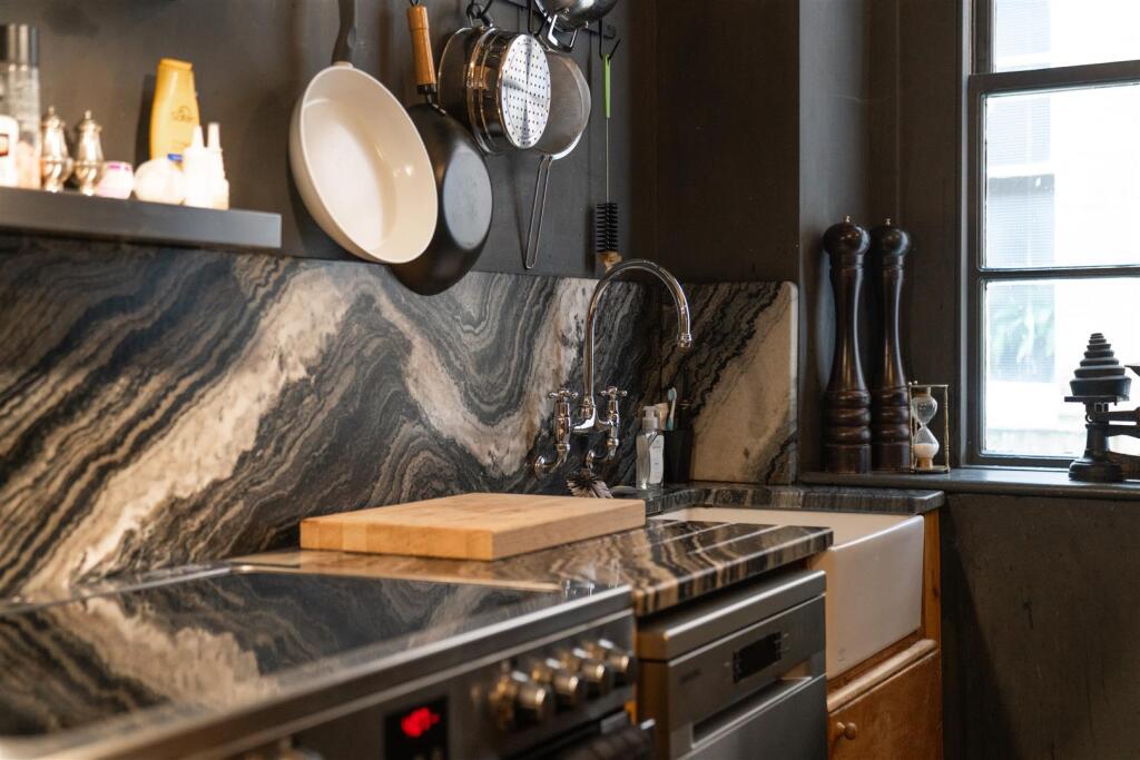Kitchen.jpg