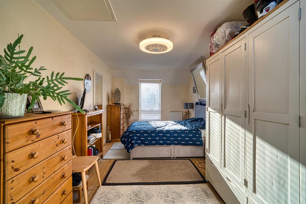 Indus Road, Shaftesbury