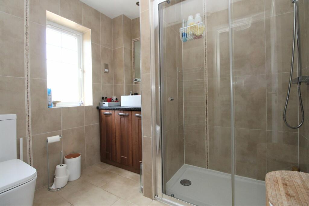 En Suite Shower Room