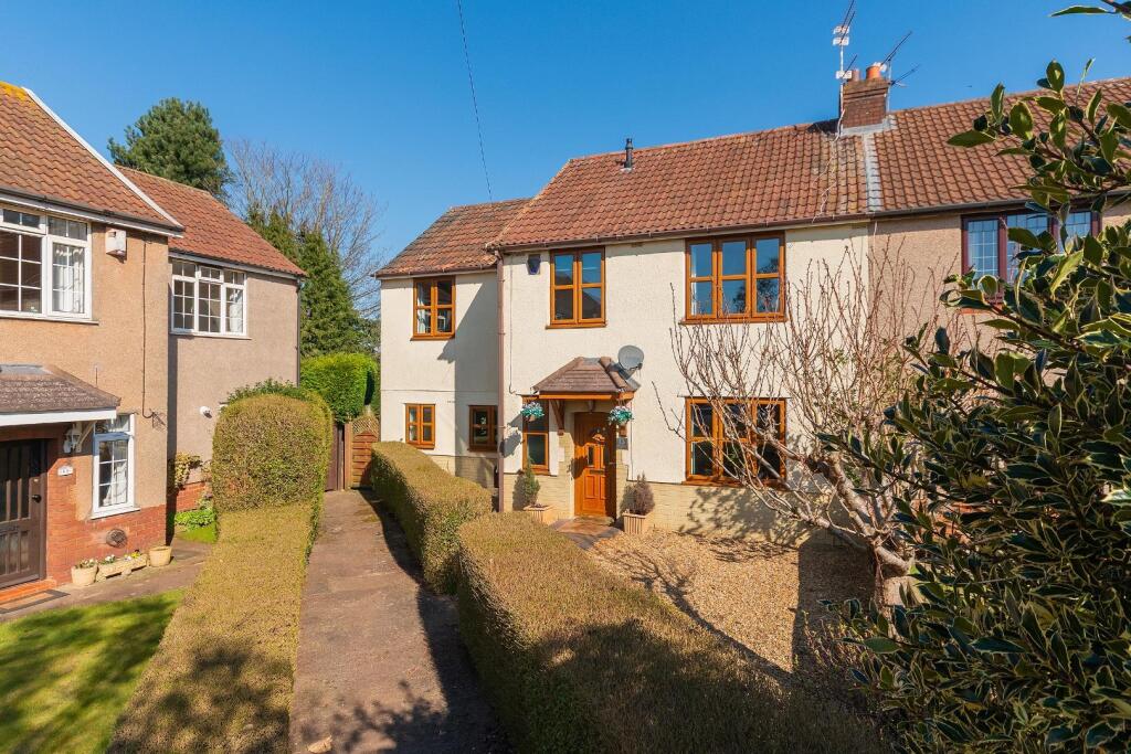 1O3GRFY - External B.jpg