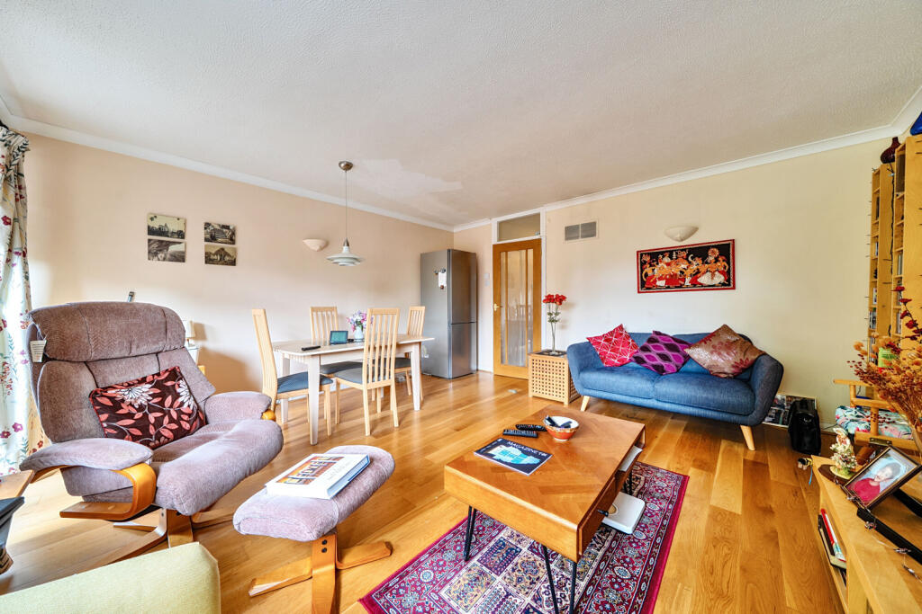 1306494-7-6846d94...