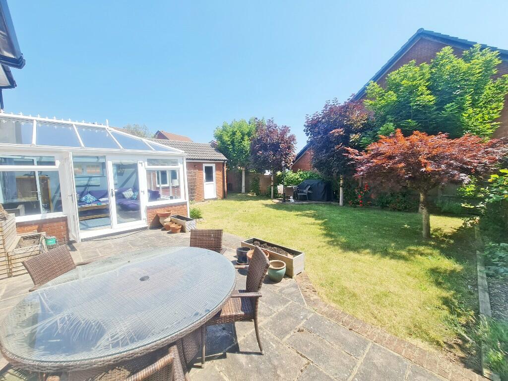 Lawned Garden