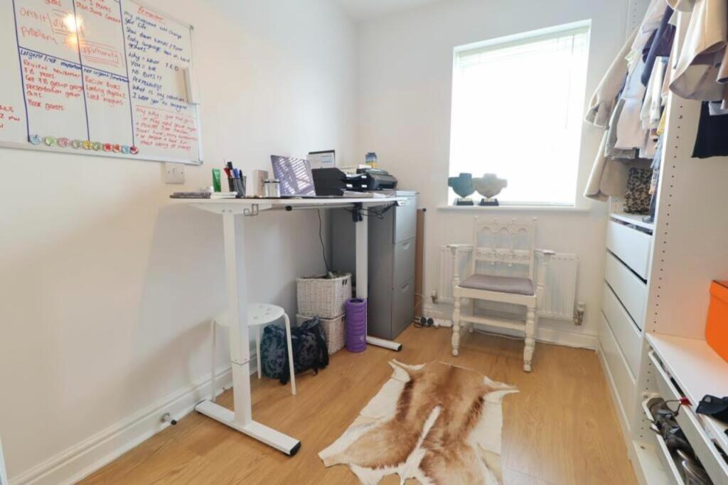 Bedroom 4.jpeg