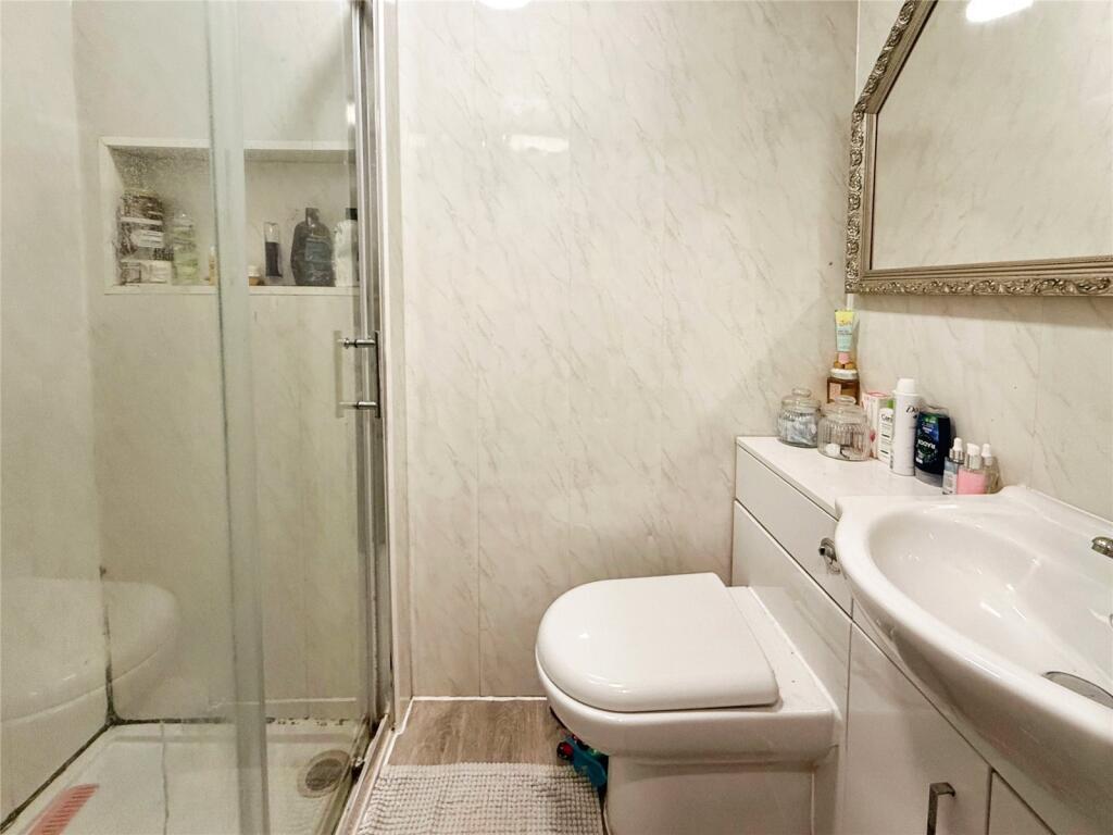 Ensuite
