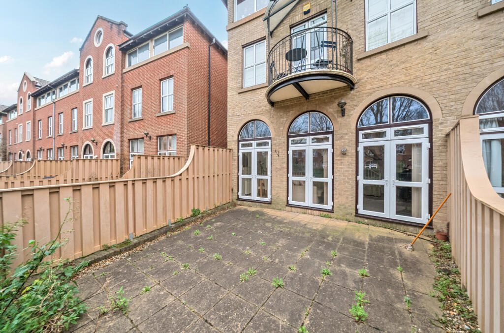 1394457-3-694aa4c...