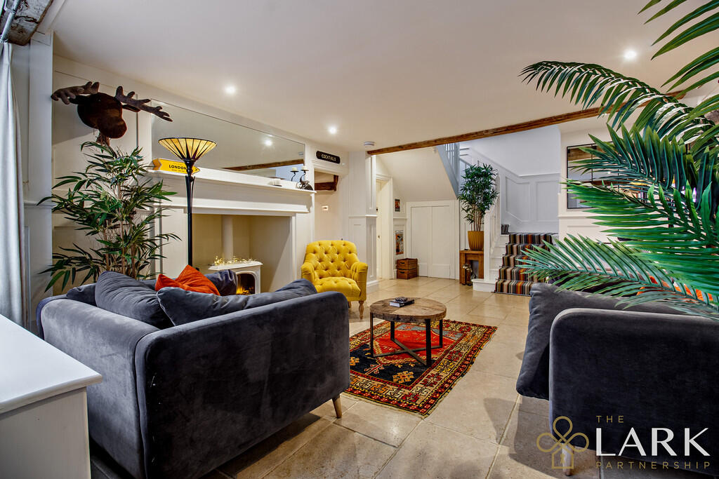 8669044-interiorW...