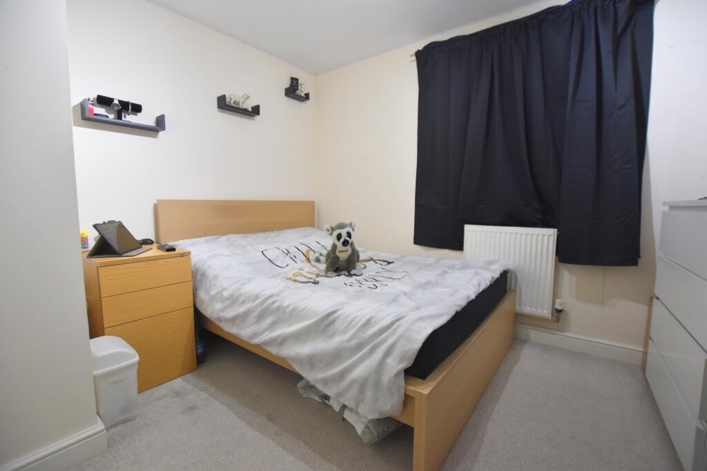 61 Laxfield bedroom