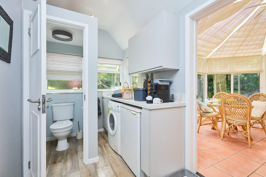 Edward Knight 202...