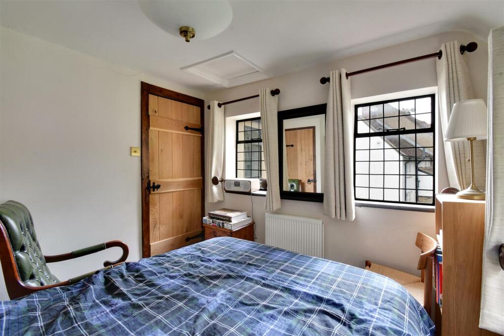 Bedroom 2_2.jpg
