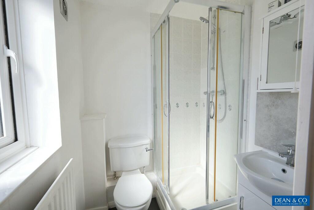 Bed1 en suite