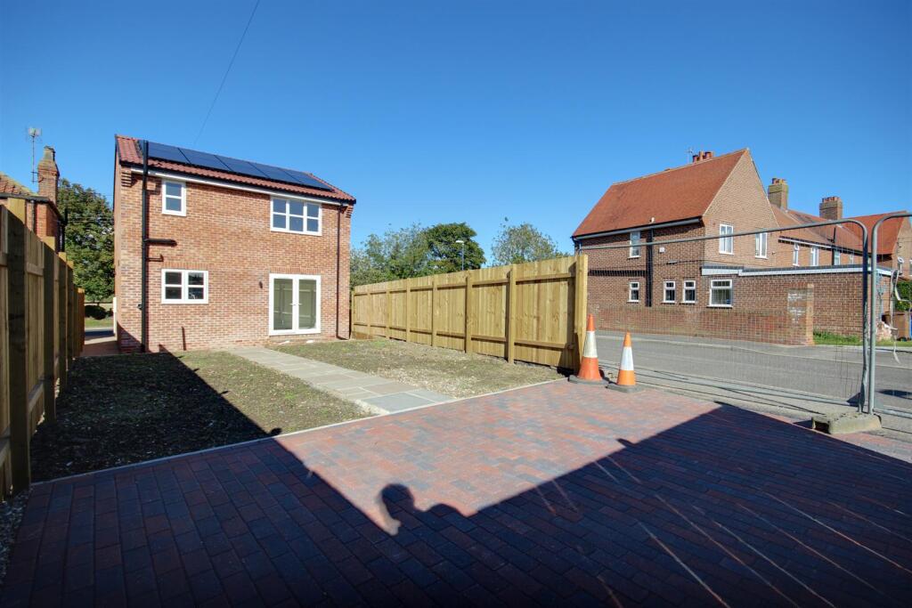 The Paddock (12).jpg