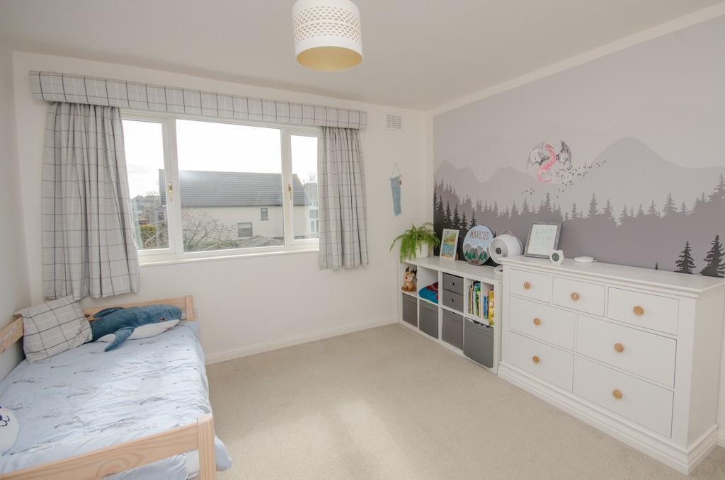 Bedroom three pic 2.jpg