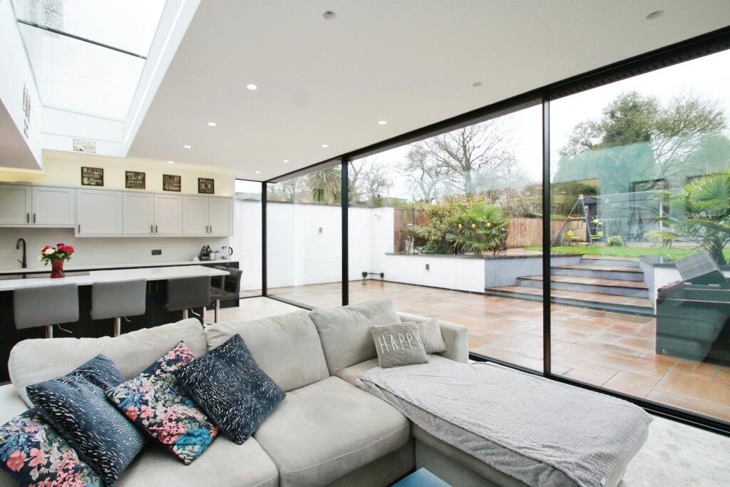 Living Kitchen