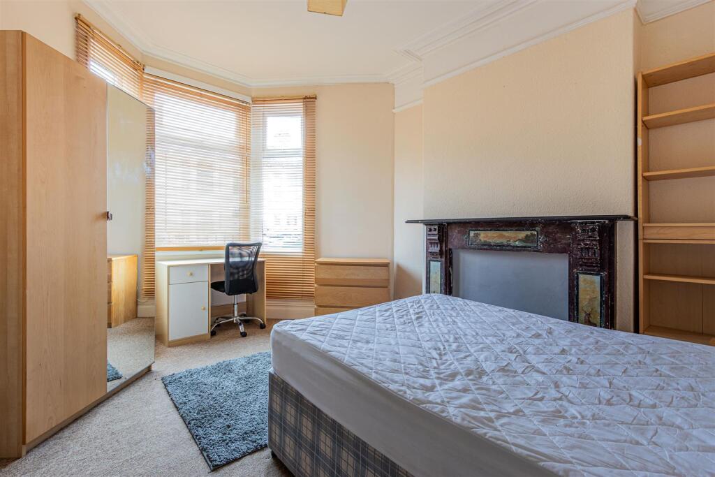 Malefant Street 77-5.jpg