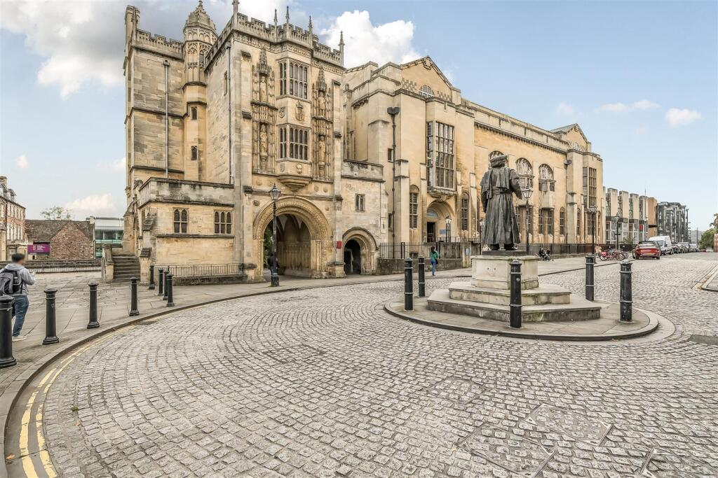 Hollis Morgan Residential Sales