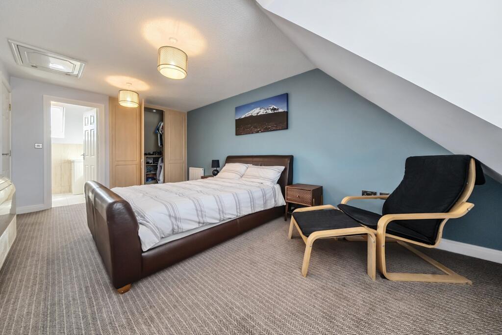 1296429-18-682dd8cdbf277-ARW.nef