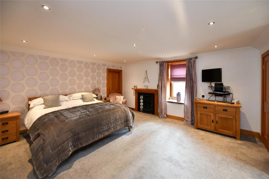 Spacious Bedroom