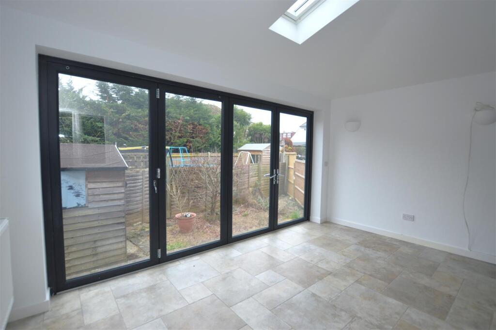 1 Bramley Close living room Jan 25 .JPG