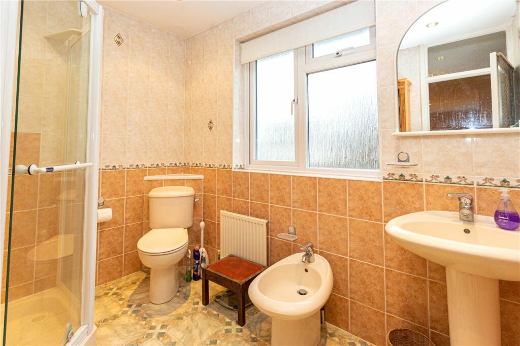 Ensuite