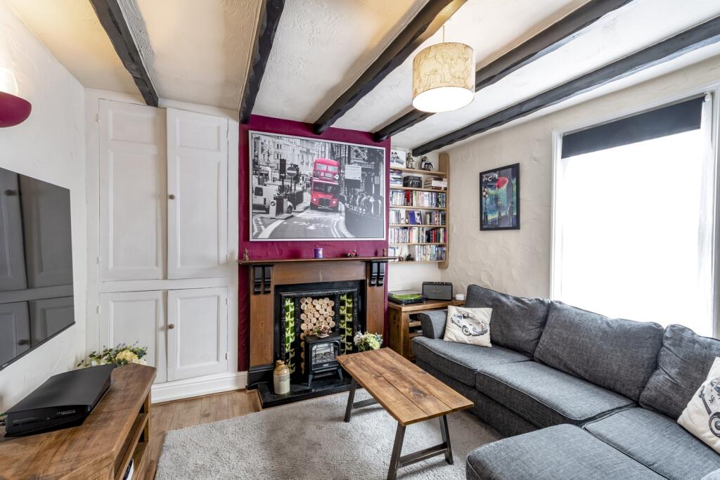 EweMove Estate Agents Scunthorpe - Living Room