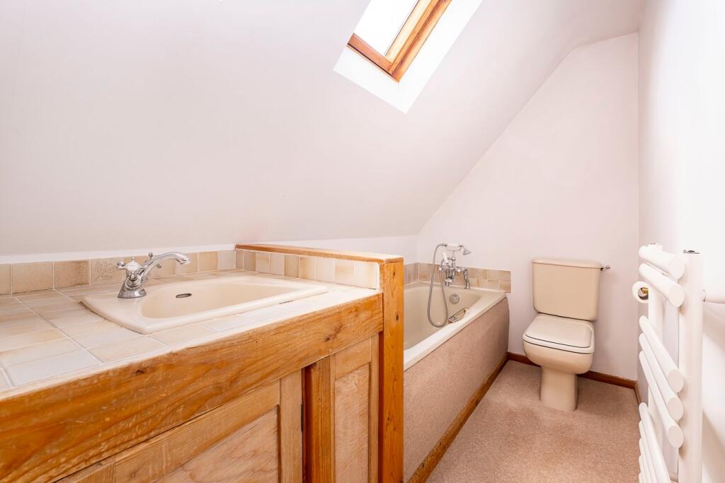 En-Suite Bathroom