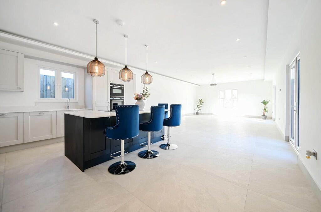 Kitchen/family room