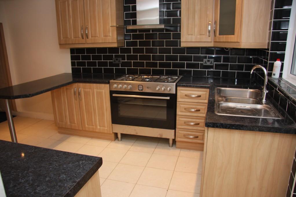 Dining kitchen