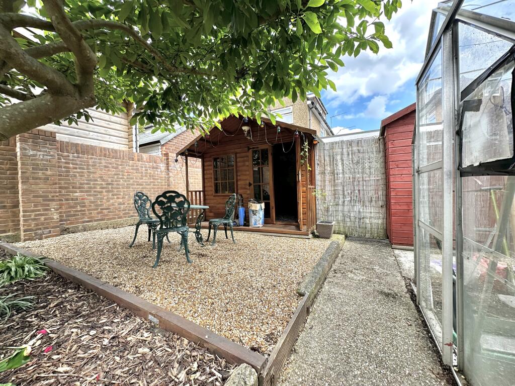Summerhouse &amp; Patio