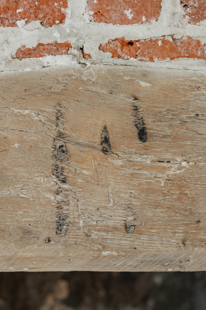 262796 - Nine Elms Farmhouse, Ringshall-34.jpg