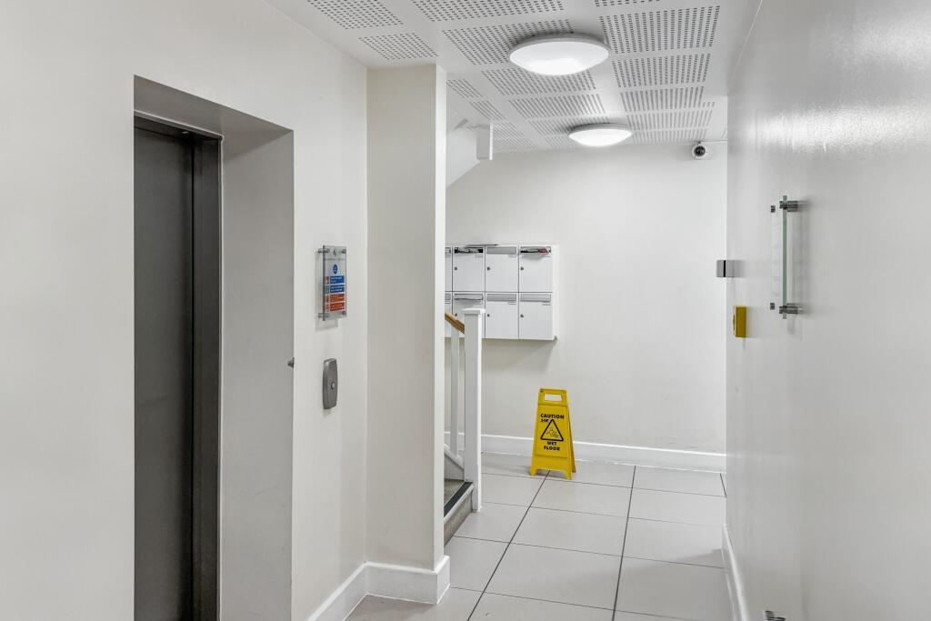 Flat 6, 250 High Street, Birmingham, West Midlands, B17 9PT