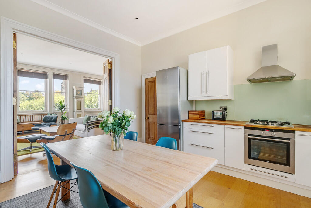 RedcliffeSquare64...