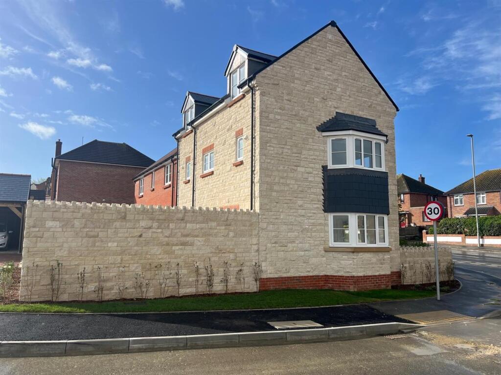 Plot 647 side.JPG
