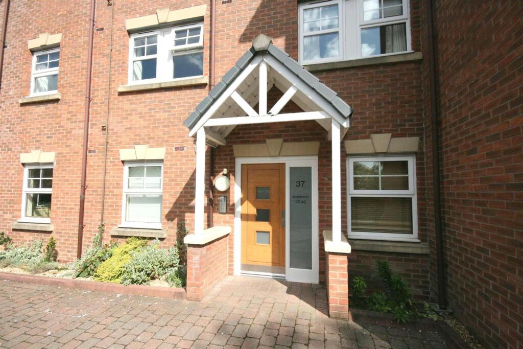 Communal Entrance