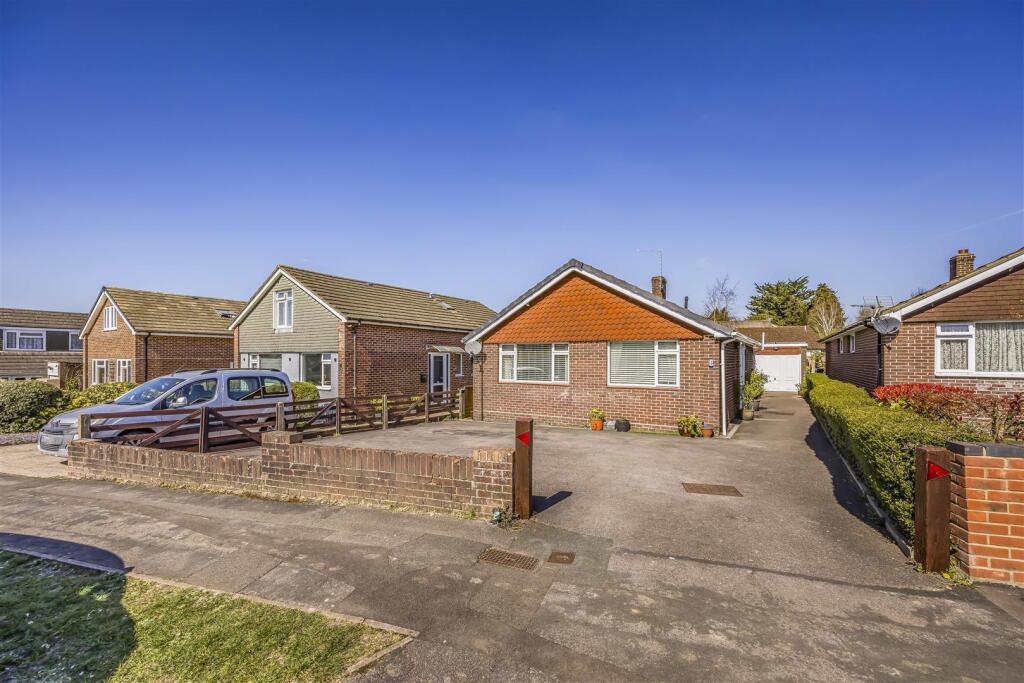 3 Barton Cross, Waterlooville-PorticoMarketing-O'H