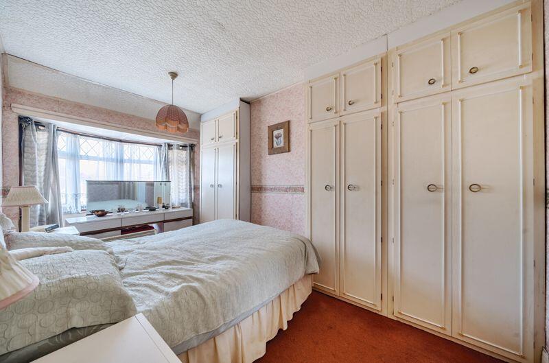Bedroom 1 angle 1