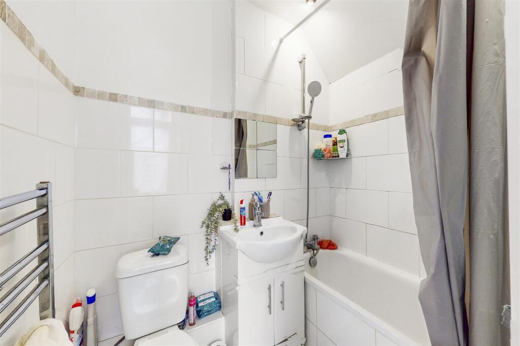 Family bathroom