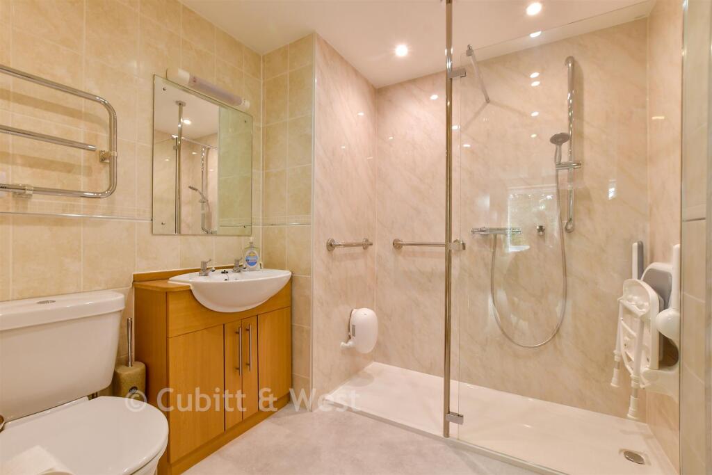 En-Suite Shower Room