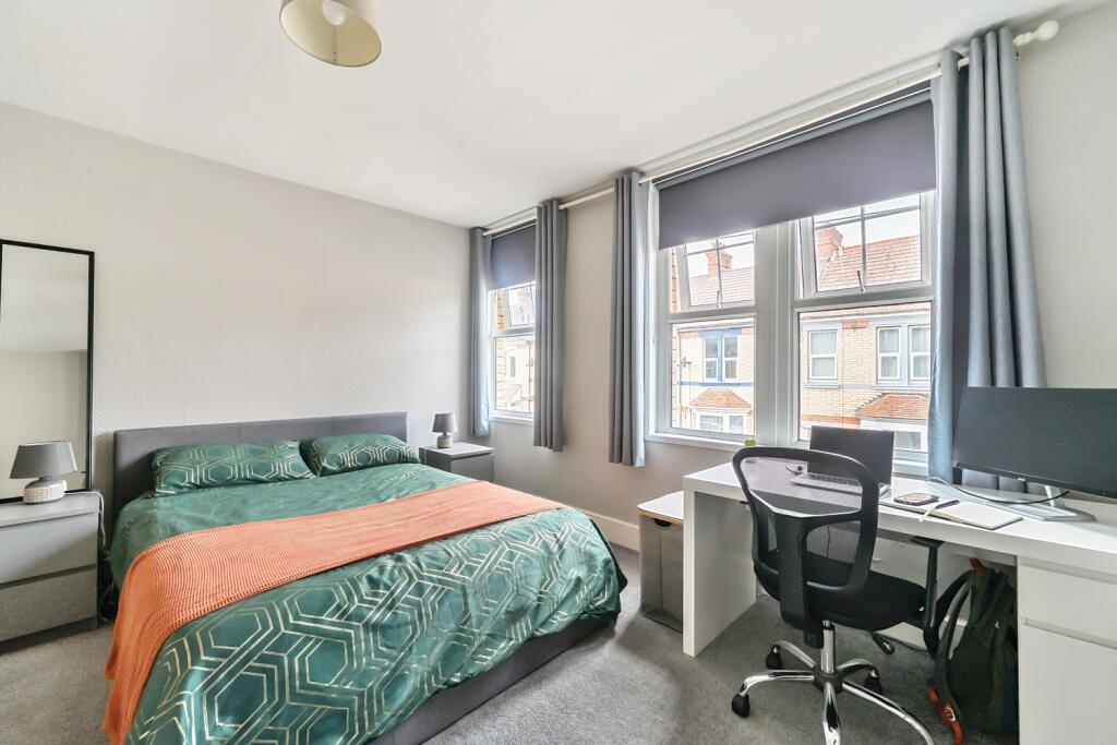 1324436-16-687519965edce