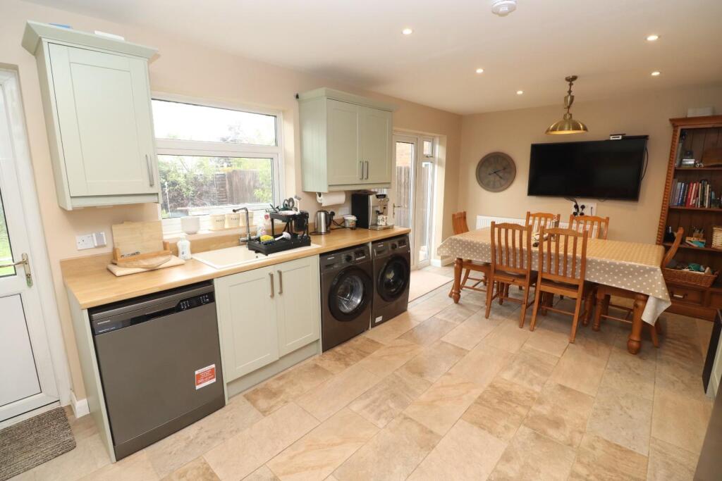 Kitchen/Breakfast Room/Dining Room