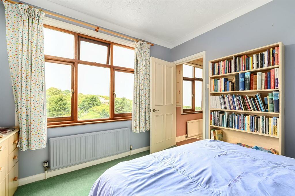 WARREN ROAD - TN354AG (13).jpg