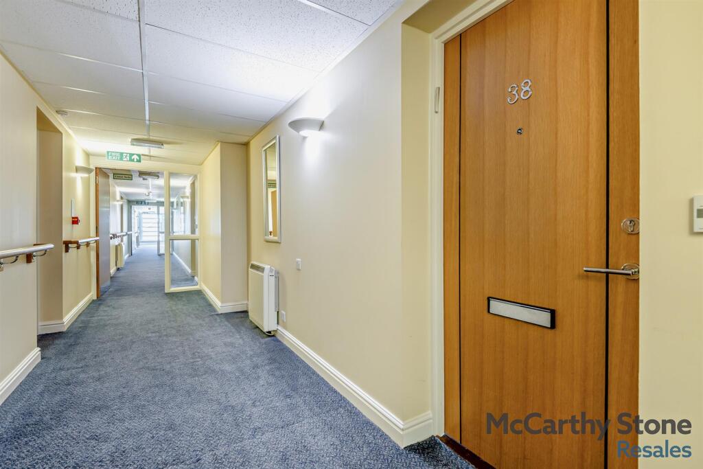 8654088-interior15-800.jpg